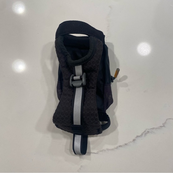 Nathan QuickSqueeze Insulated Handheld Bottle - Picture 3 of 5